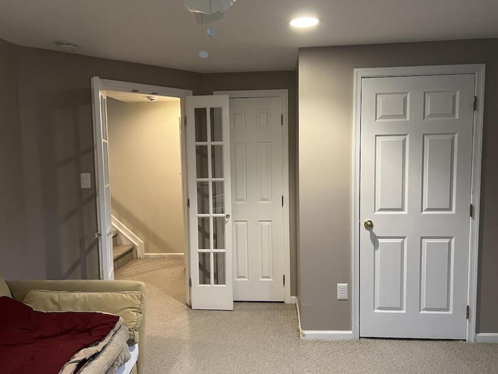 Location! House With Home Office, Gym, More-Cherry Hill Bagian luar foto