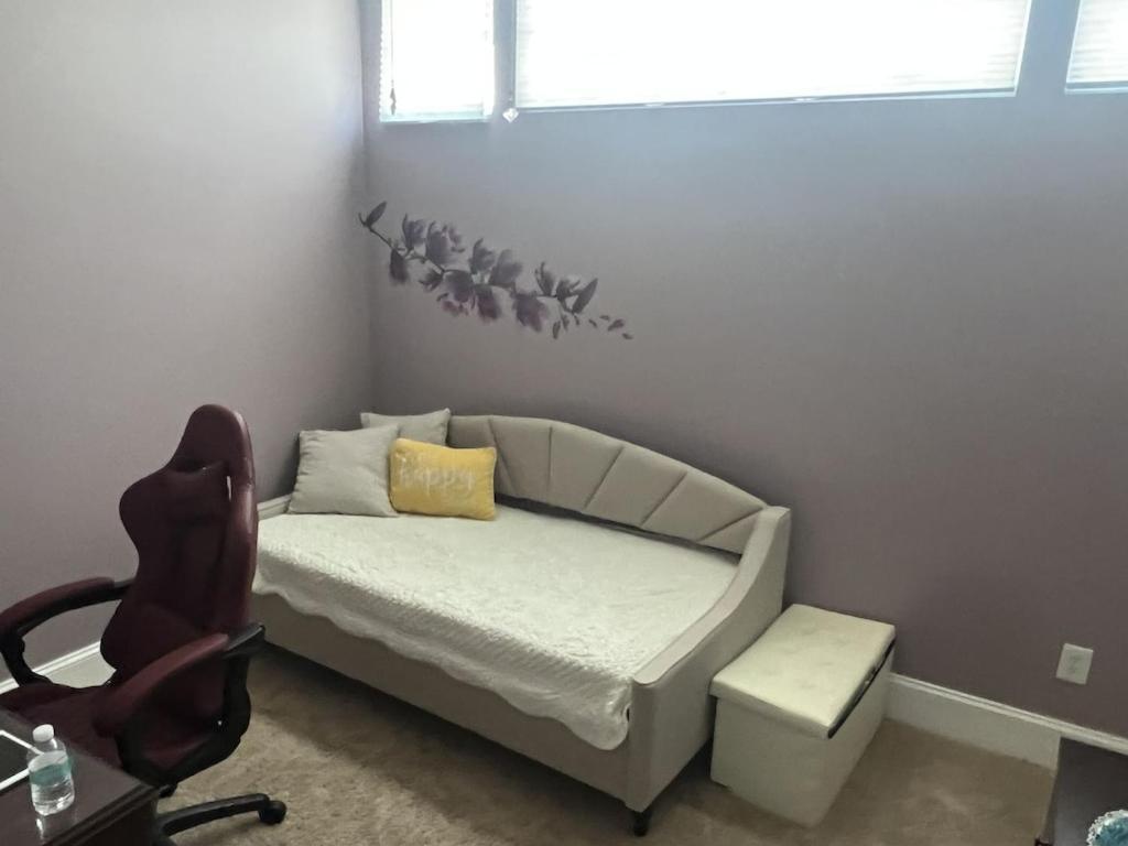 Location! House With Home Office, Gym, More-Cherry Hill Bagian luar foto